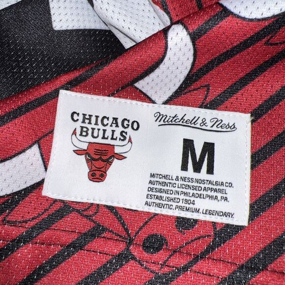 Mitchell & Ness Chicago Bulls Jumbotron Tank Men’s Size Medium - Picture 6 of 7